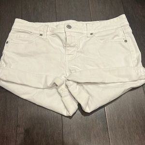 white jean shorts